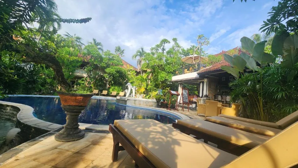Deluxe Double or Twin Room — Suma Beach Hotel